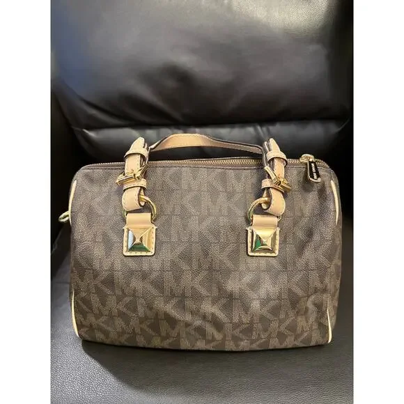 Michael Kors Dark Brown Monogram Satchel - Brown Logo - GENTLY USED - Picture 4 of 9